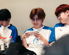 大发娱乐-快船队老将关键时刻挺身而出，助球队逆转胜的简单介绍