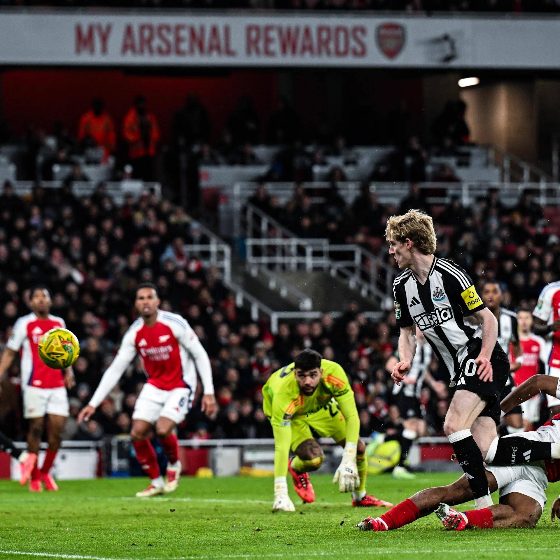 大发娱乐平台-阿森纳中场表现亮眼,助球队逆转比分多少