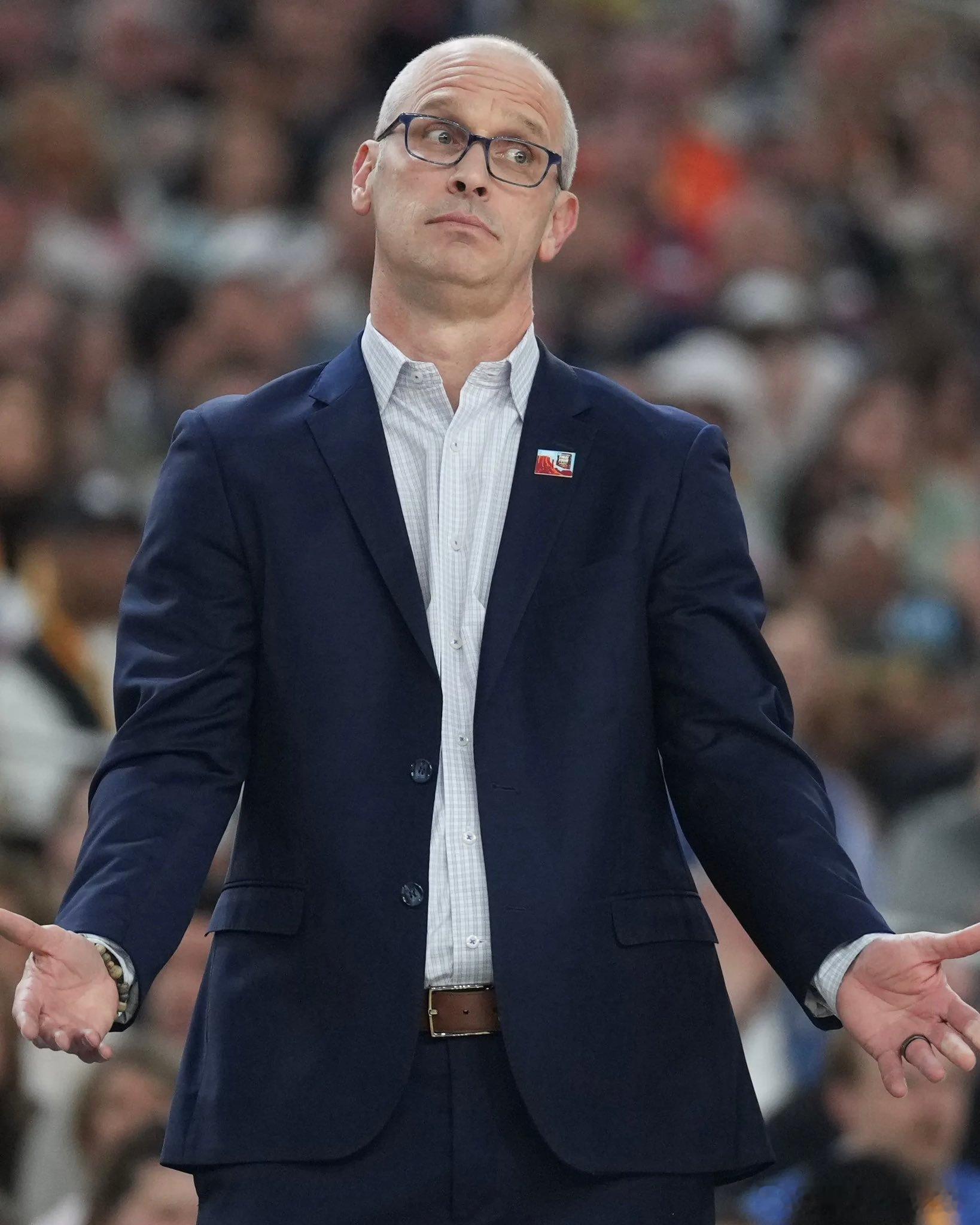 著名教练的调兵遣将，一场战术碰撞让人期待